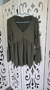 First Love by Lovelyn Olive Swiss Dot Babydoll Blouse M Boho Peasant Bell Sleeve